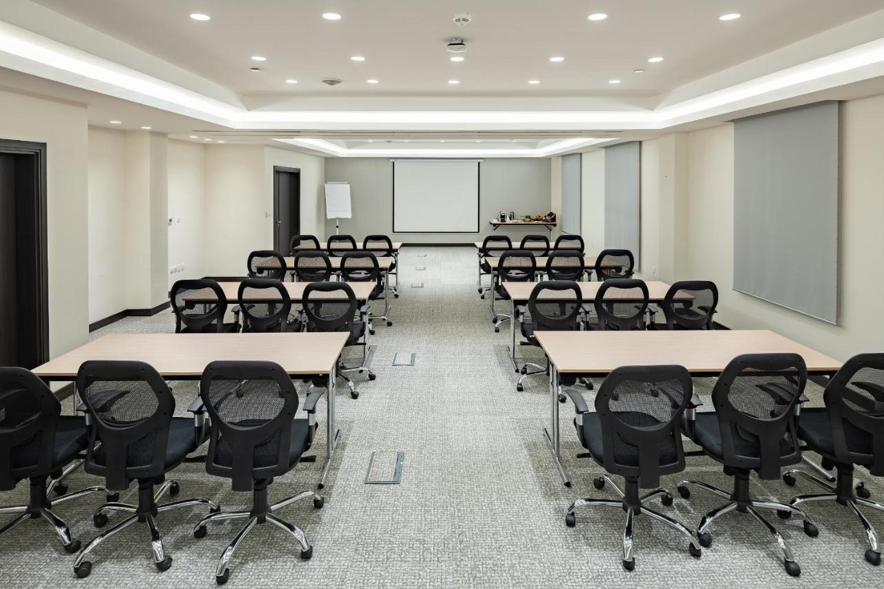 Park Inn By Radisson Jubail Industrial City Eksteriør billede