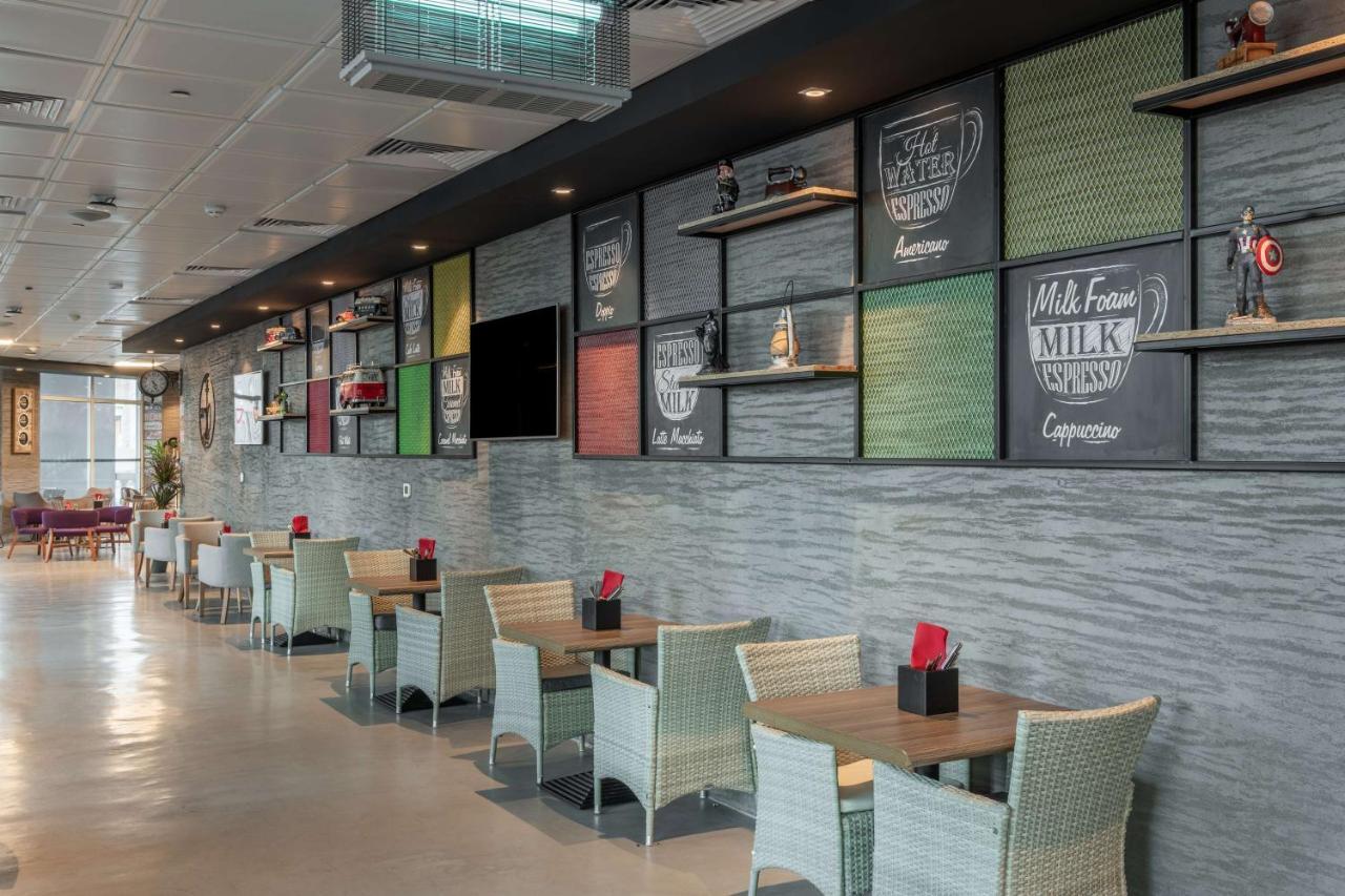 Park Inn By Radisson Jubail Industrial City Eksteriør billede